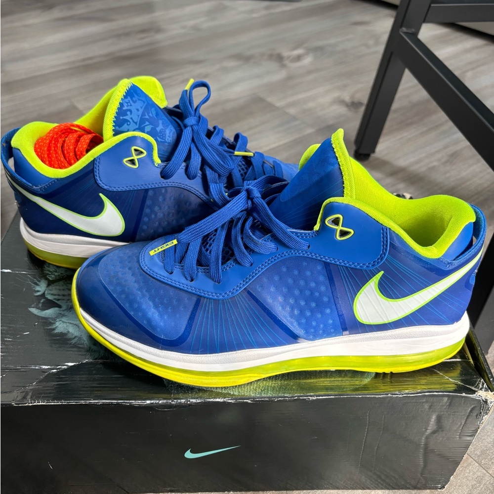 Lebron 8 sprite Nike